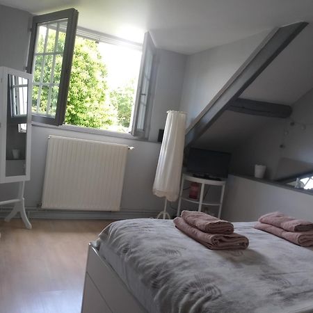 La Petite Maison Sainte-Gemme-Moronval エクステリア 写真